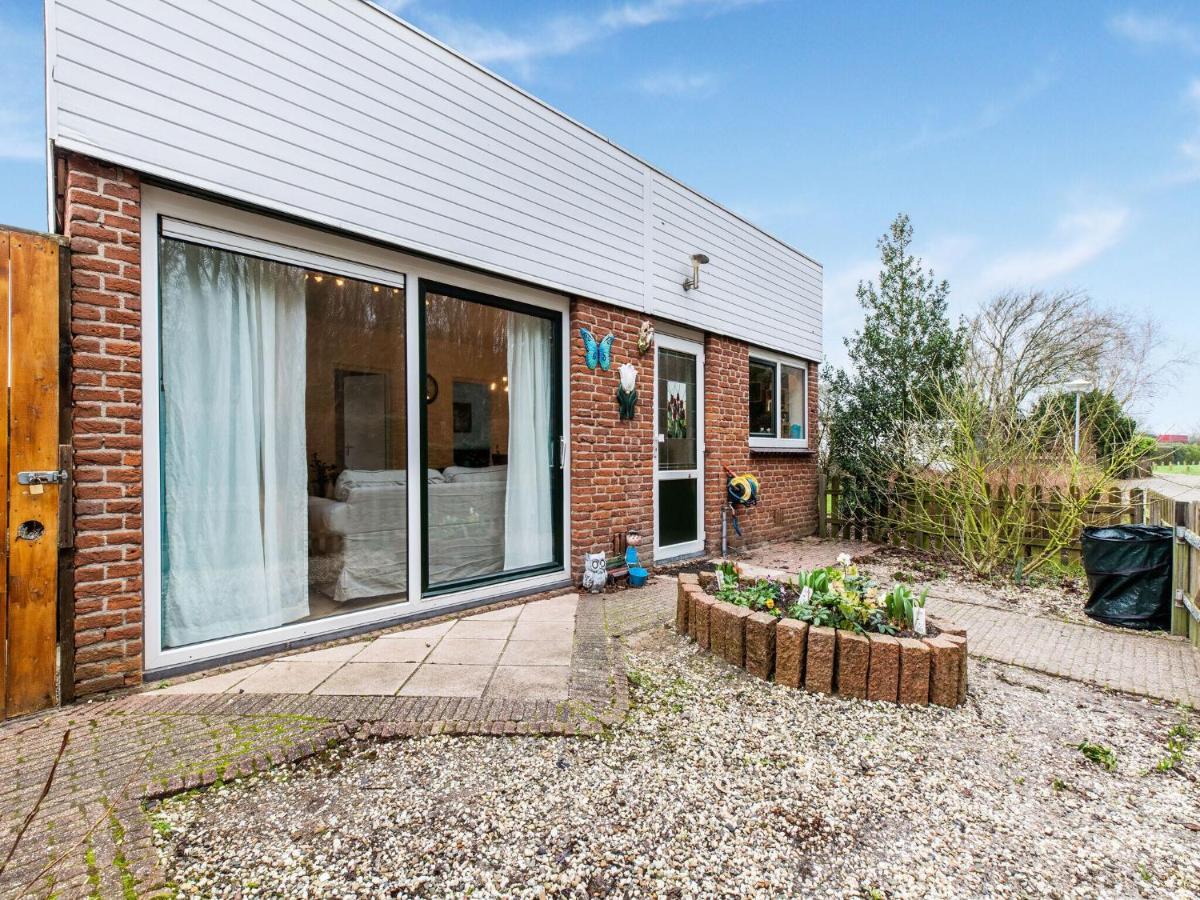Endearing Holiday Home In Noordwijkerhout With Garden Bbq Extérieur photo
